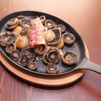 pecurke-sa-slaninom